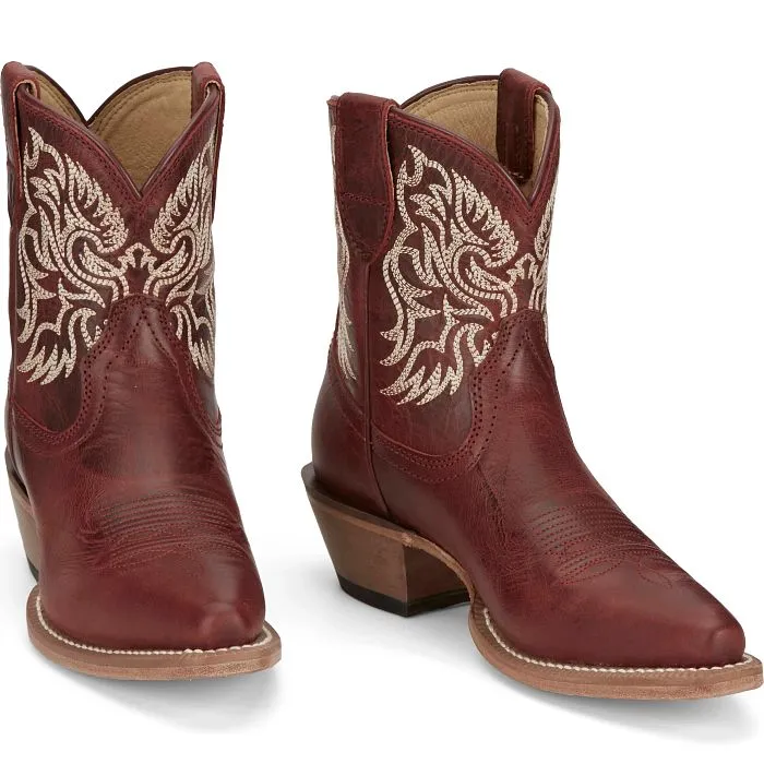 Justin® Women's Isabelle 7" Ruby Short Top Cowgirl Boots