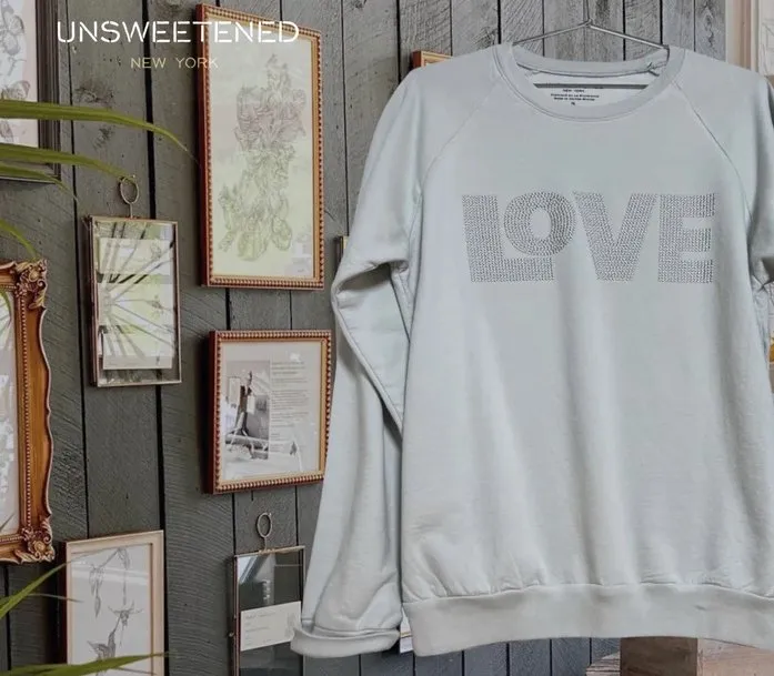 LOVE Oversized Sweatshirt