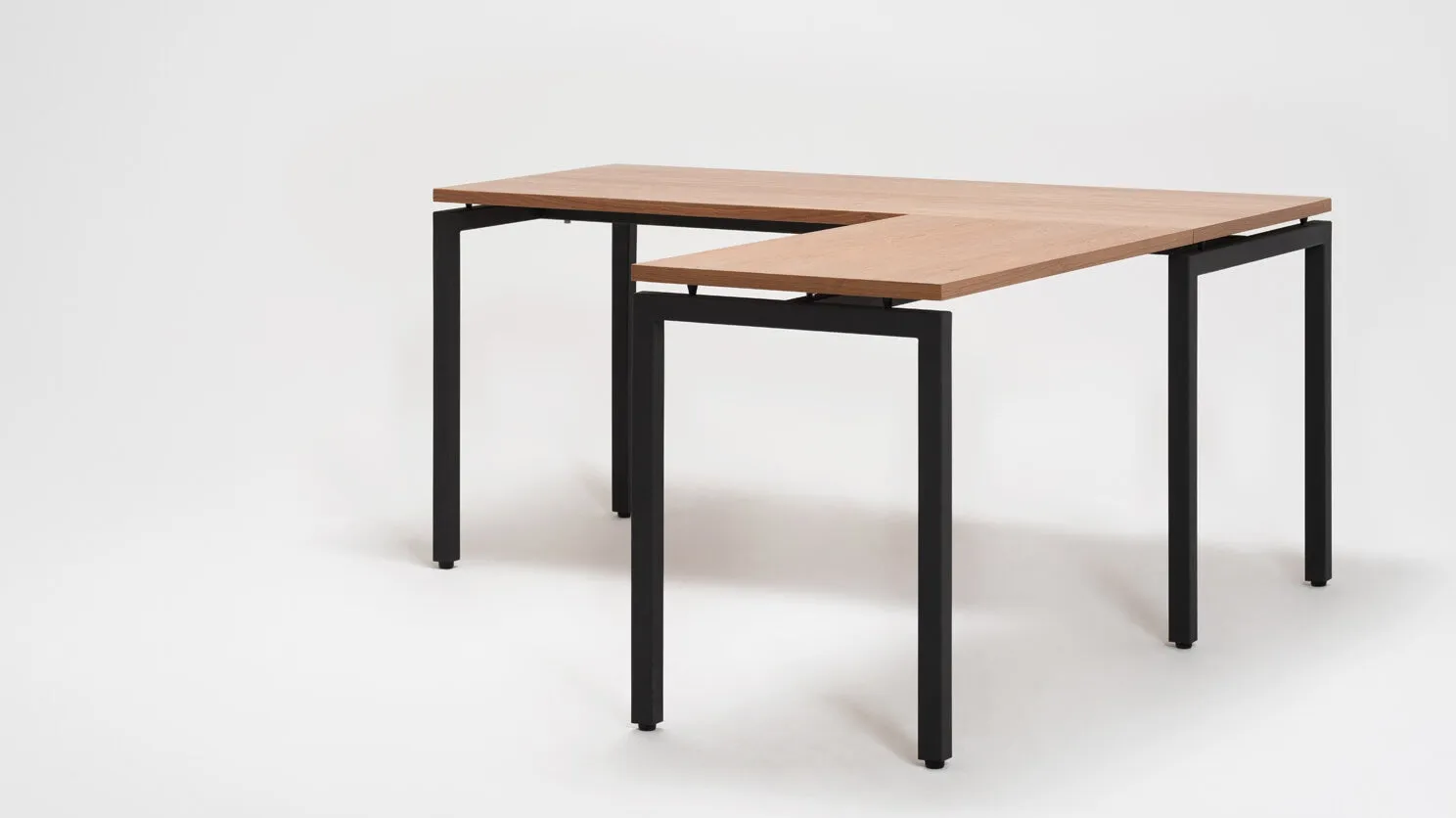 Novah L-Desk