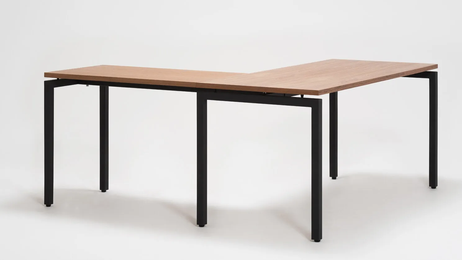 Novah L-Desk