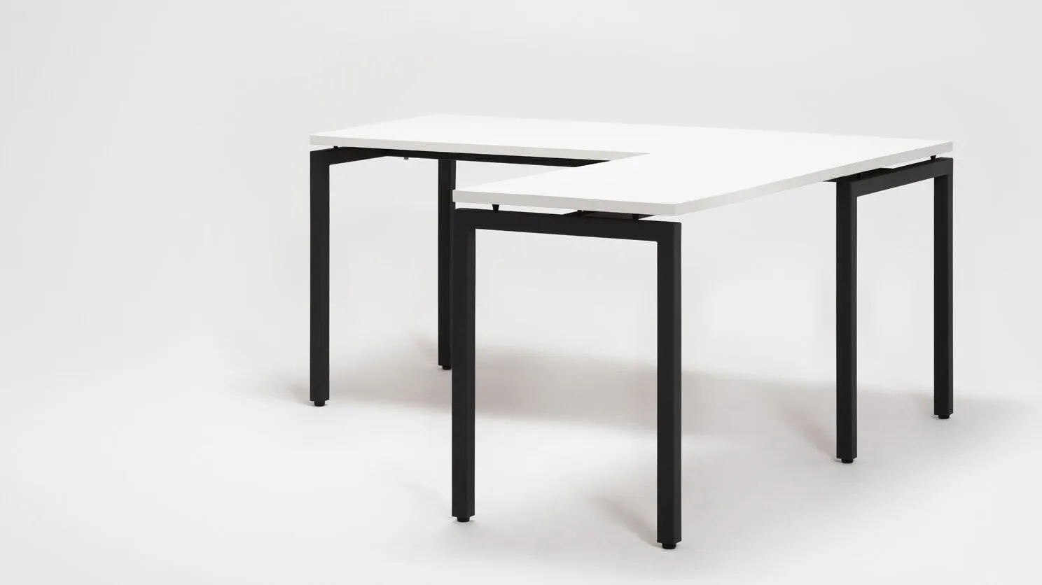 Novah L-Desk