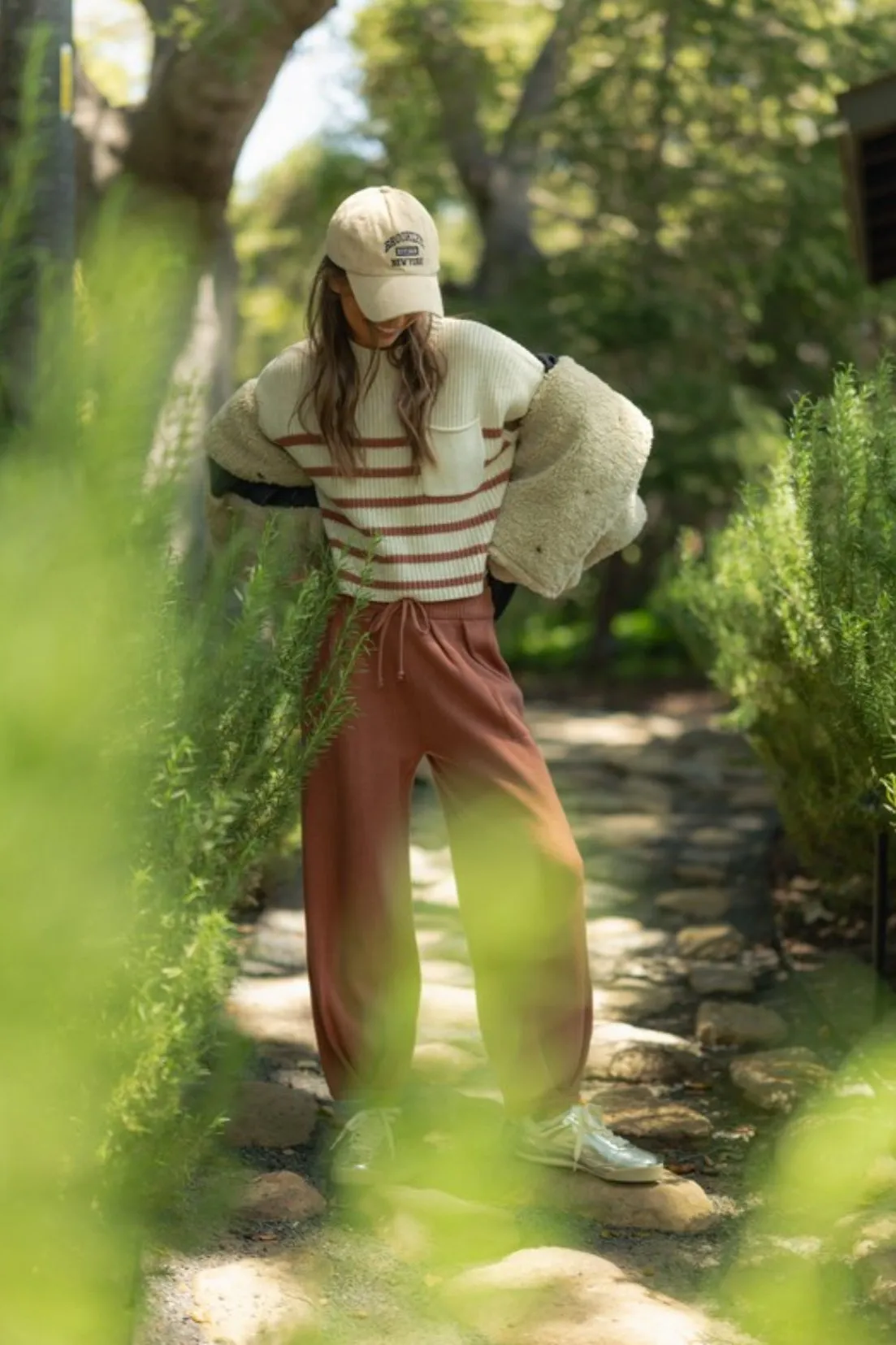 Pleated Bottom Knit Pants