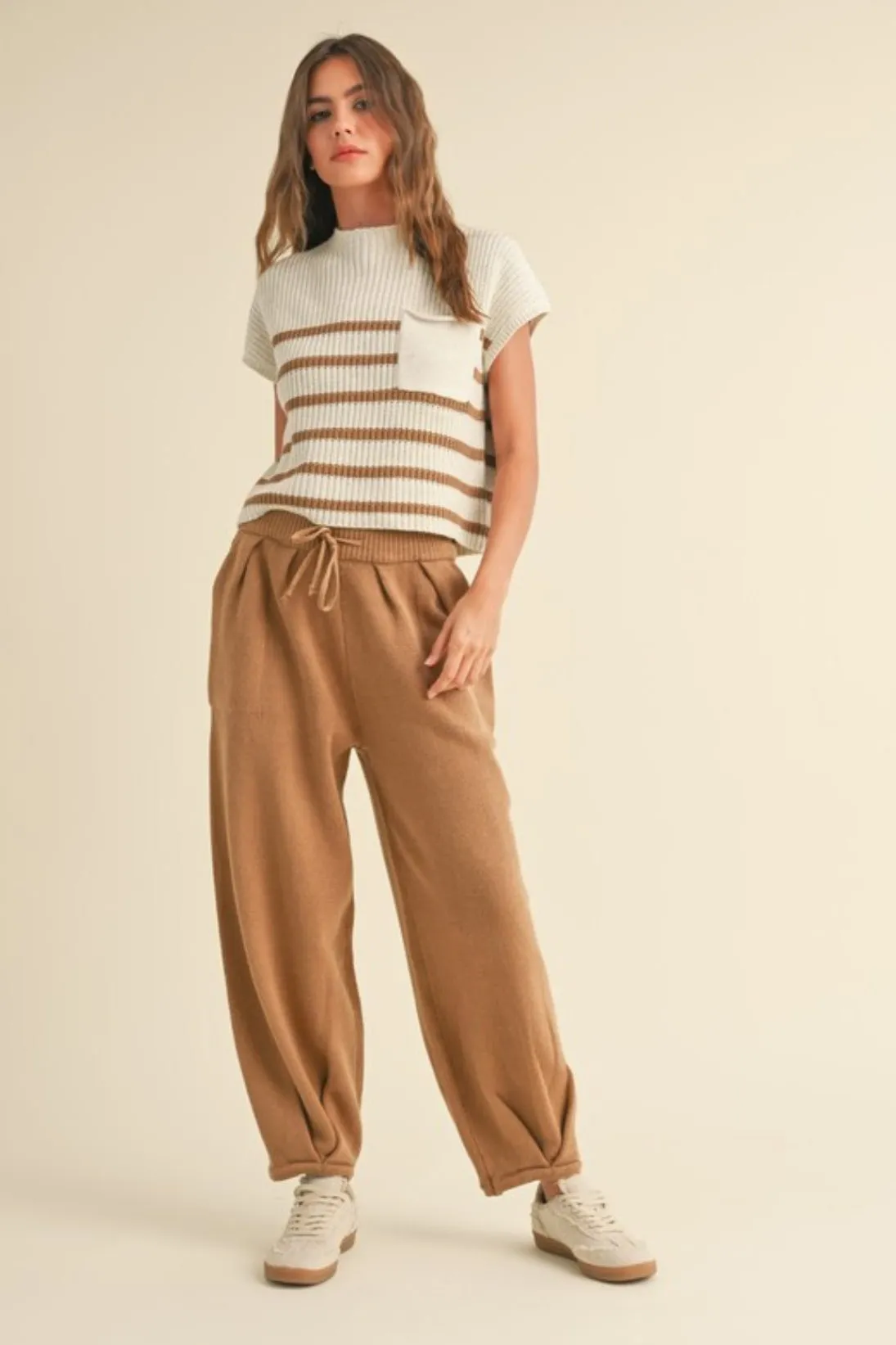 Pleated Bottom Knit Pants