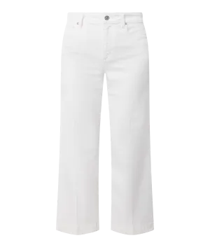 Sasha Jean in Crisp White