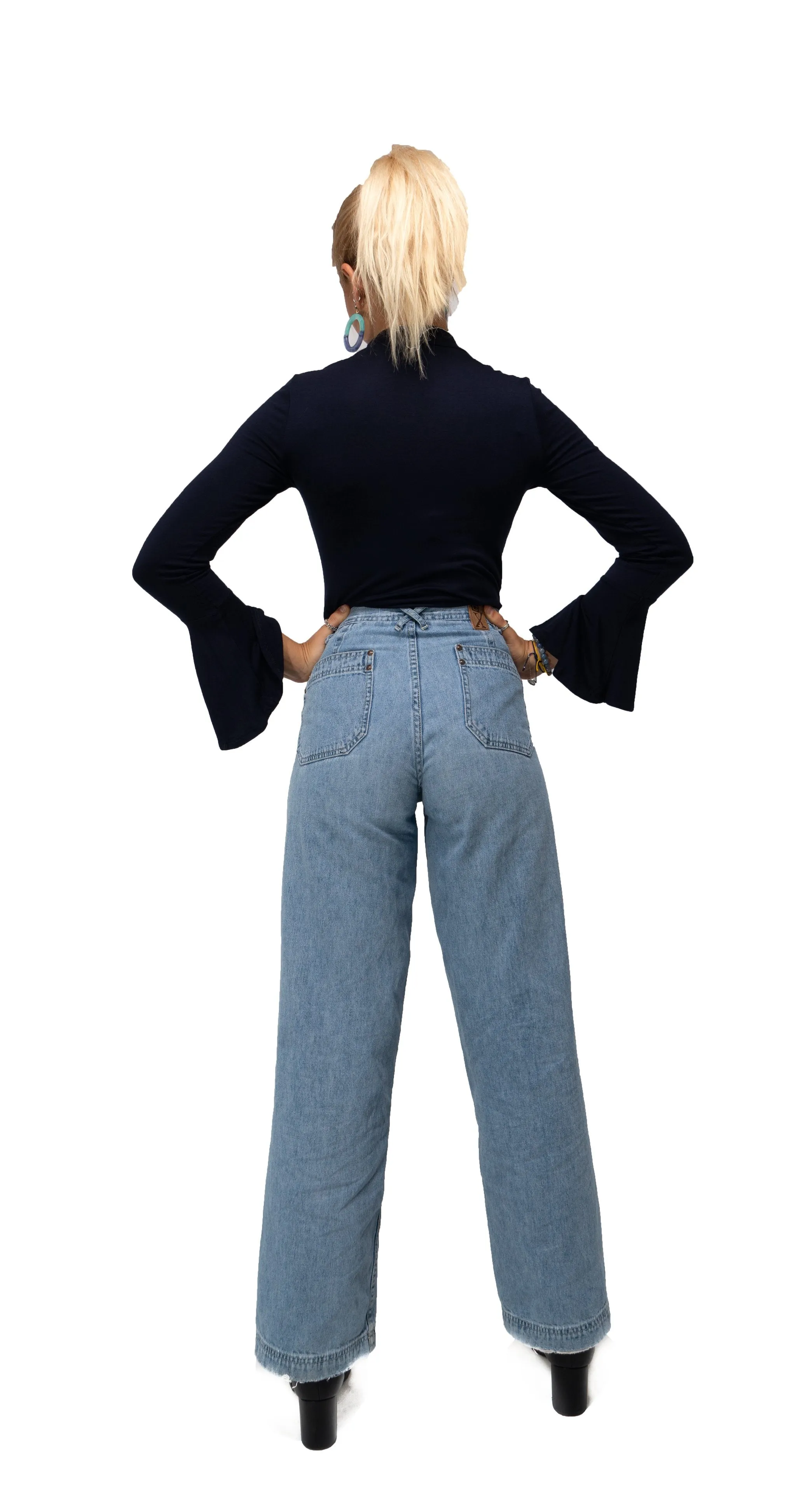 TOP NOTCH Long Sleeves Choker Top Elegant